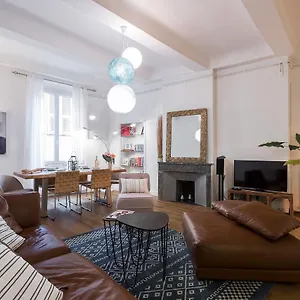 Pref 2 · F4 - Vaste Et Bourgeois ,3 Chambres, Ascenseur, Vx-nice Nice